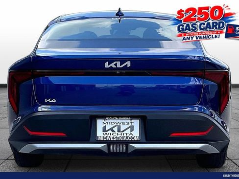 Used 2025 Kia K4 FWD image 4