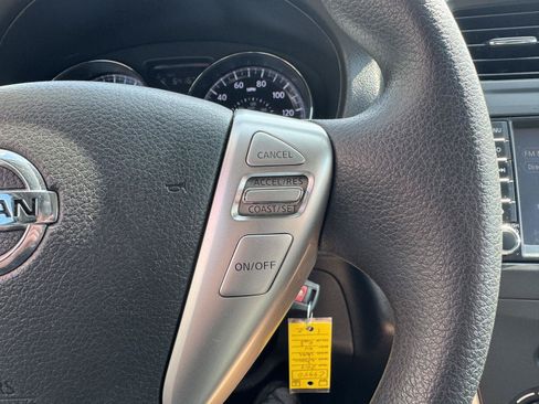 Used 2019 Nissan Versa SV FWD image 17