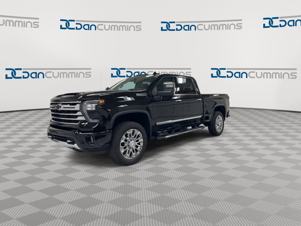 New 2026 Chevrolet Silverado 2500 High Country w/ High Country Premium Package AWD/4WD image 4