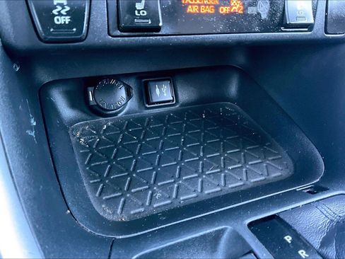 Used 2019 Toyota RAV4 XSE image 31