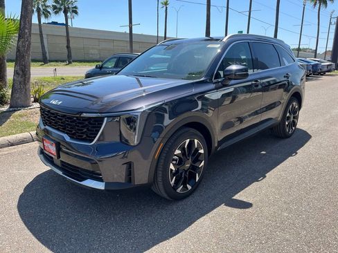 New 2025 Kia Sorento EX w/ Panoramic Sunroof Package image 3