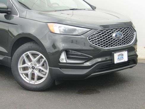 Used 2024 Ford Edge SEL w/ Convenience Package AWD/4WD image 4