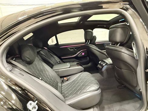 Used 2023 Mercedes-Benz S 580 4MATIC Sedan image 42