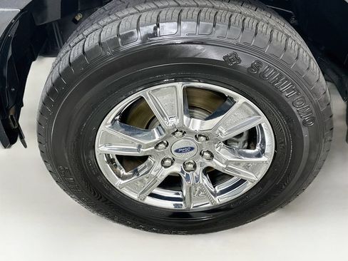 Used 2015 Ford F150 XLT w/ Equipment Group 302A Luxury RWD image 24