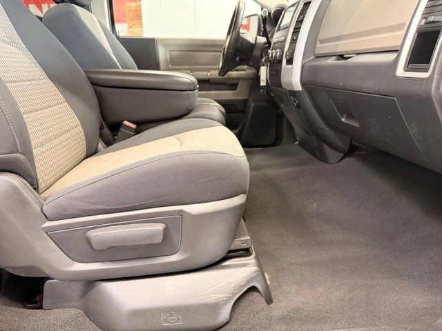 Used 2011 RAM 1500 Classic SLT w/ Popular Equipment Group AWD/4WD image 24