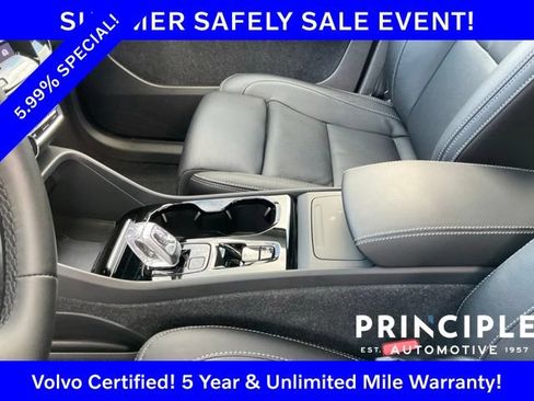 Certified 2023 Volvo XC40 B5 Plus w/ Protection Package Premier AWD/4WD image 19