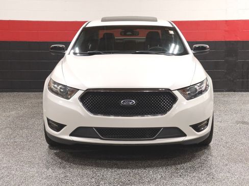 Used 2013 Ford Taurus SHO image 11