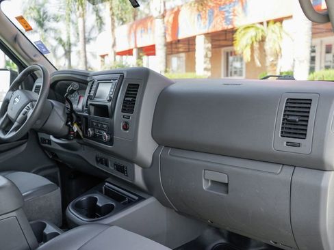Used 2020 Nissan NV 2500 SV w/ Navigation Package image 33