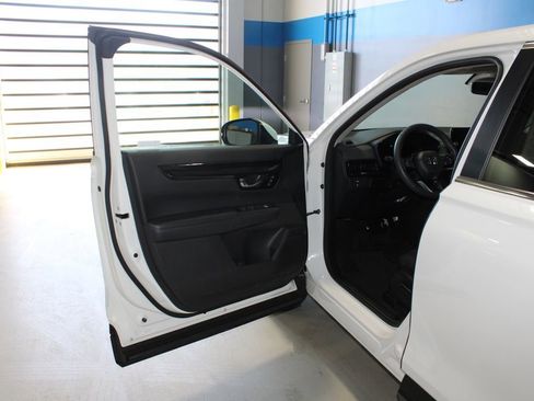 Used 2024 Honda CR-V EX-L image 7