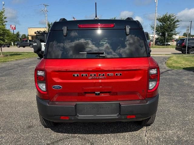 Used 2024 Ford Bronco Sport Outer Banks w/ Tech Package AWD/4WD image 4