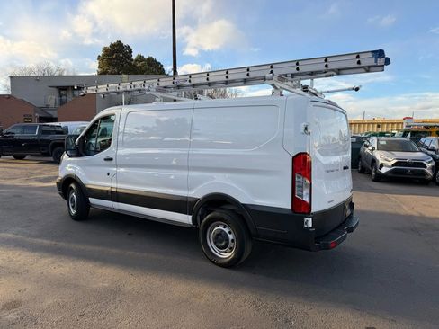 Used 2018 Ford Transit 250 130 Low Roof image 4