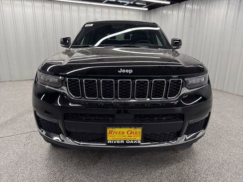 New 2025 Jeep Grand Cherokee L Limited AWD/4WD image 2