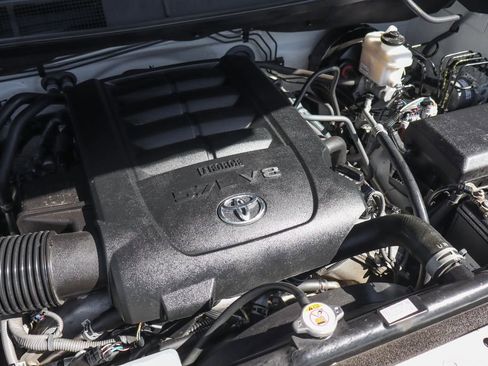 Used 2021 Toyota Tundra SR5 image 12