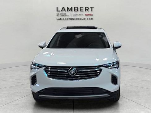 Used 2021 Buick Envision Essence image 3