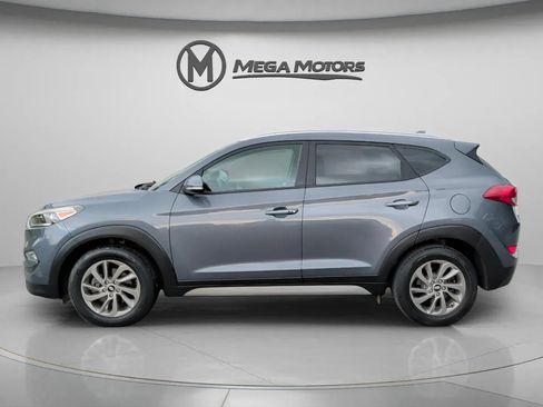 Used 2017 Hyundai Tucson SE Plus w/ Cargo Package AWD/4WD image 3