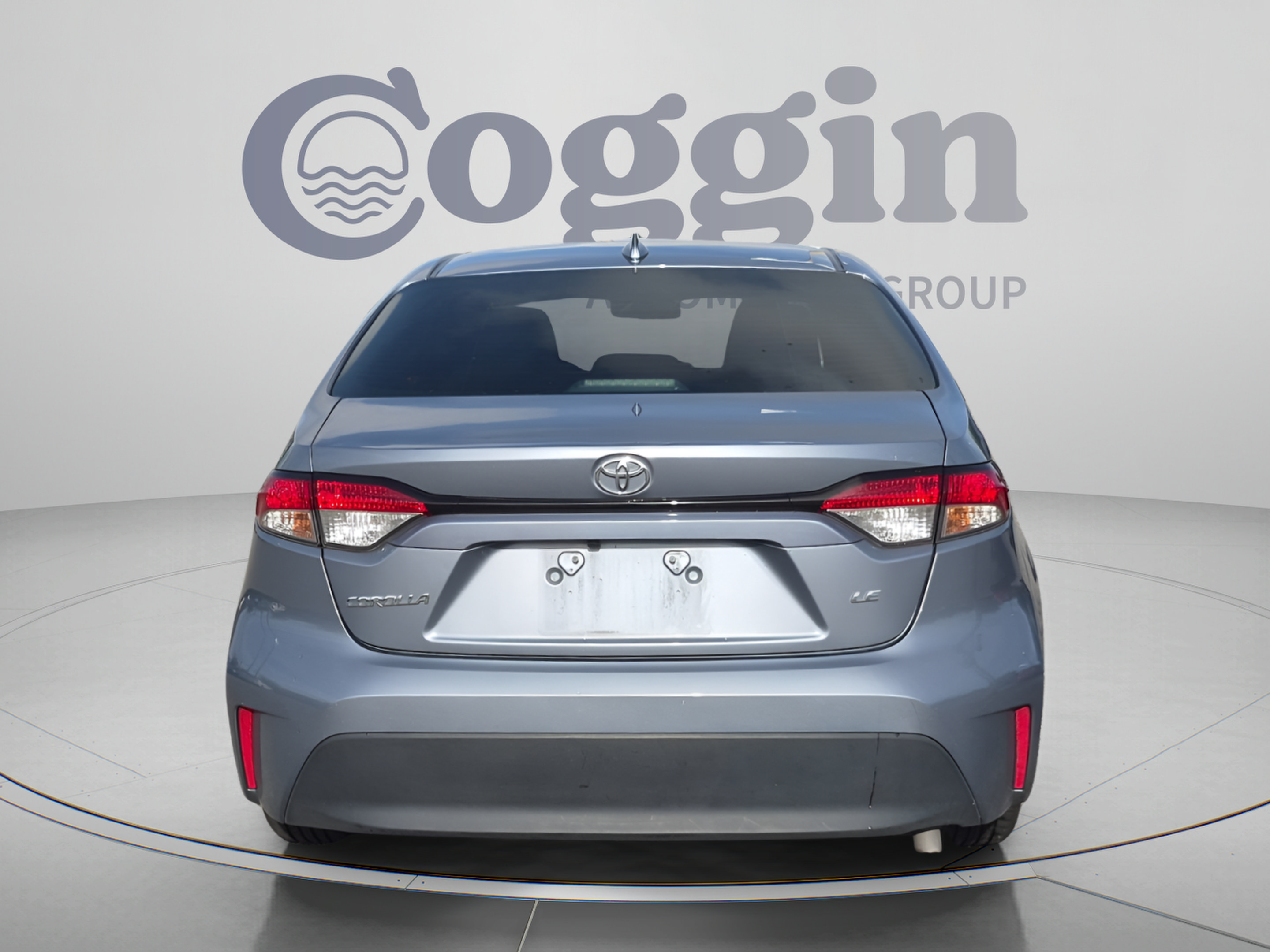 Used 2023 Toyota Corolla LE FWD image 5