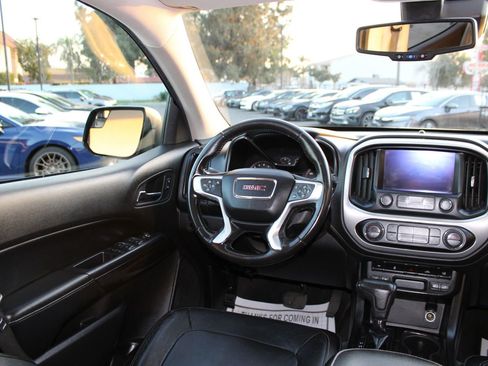 Used 2016 GMC Canyon SLT w/ Driver Alert Package image 21