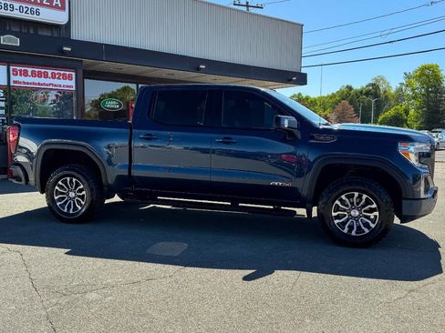 Used 2020 GMC Sierra 1500 AT4 w/ AT4 Premium Package AWD/4WD image 3