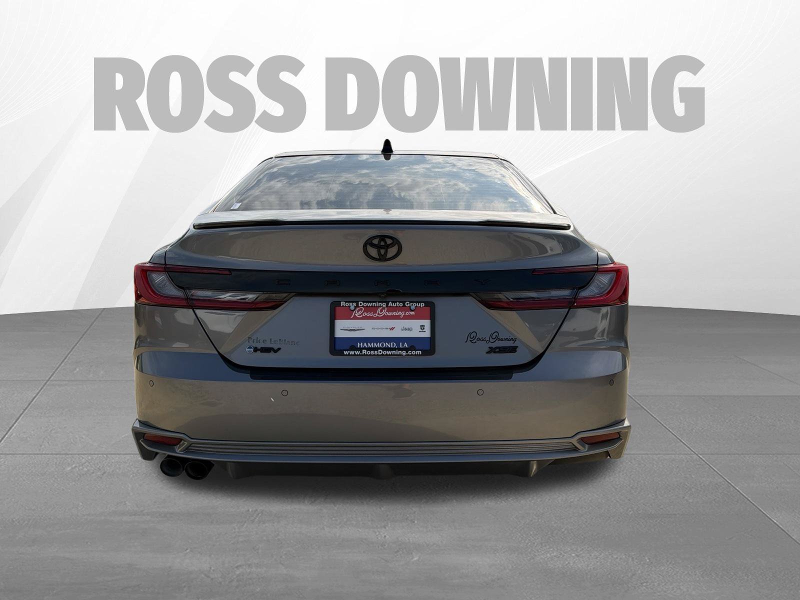 Used 2026 Toyota Camry XSE w/ Premium Plus Package FWD image 5