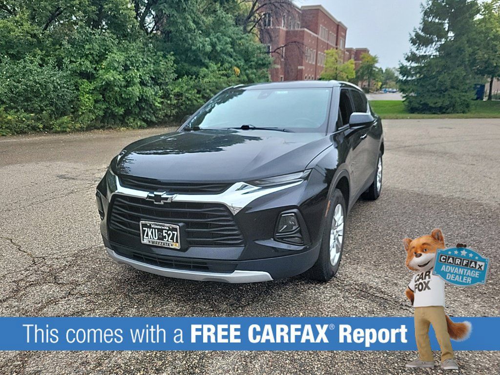 Used 2021 Chevrolet Blazer LT AWD/4WD image 2