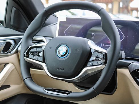 New 2026 BMW i4 xDrive40i w/ Driving Assistance Package AWD/4WD image 15