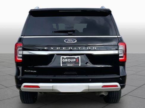 Used 2023 Ford Expedition Platinum AWD/4WD image 5