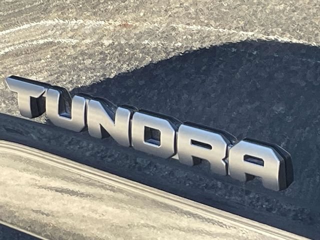 Used 2025 Toyota Tundra Limited AWD/4WD image 10
