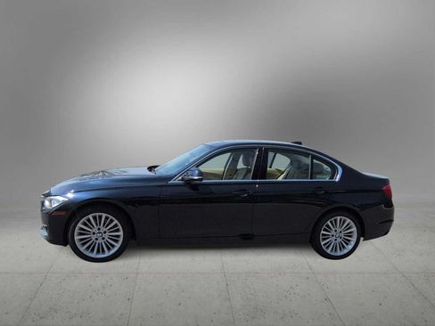 Used 2013 BMW 335i xDrive Sedan AWD/4WD image 5