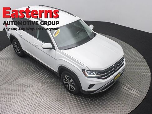 Used 2022 Volkswagen Atlas SE AWD/4WD image 3