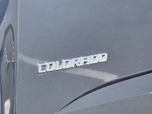 Used 2016 Chevrolet Colorado Z71 AWD/4WD image 23