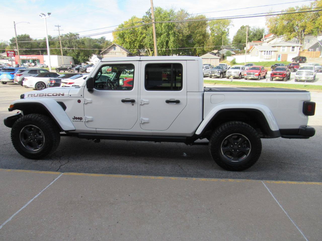 Used 2023 Jeep Gladiator Rubicon w/ Cold Weather Group AWD/4WD image 10