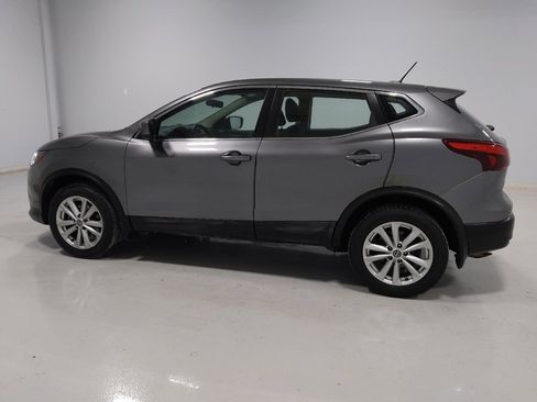 Used 2019 Nissan Rogue Sport S w/ Appearance Package image 3