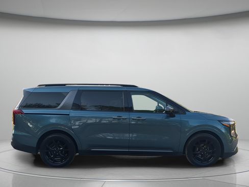 Used 2025 Kia Carnival SX Prestige FWD image 39