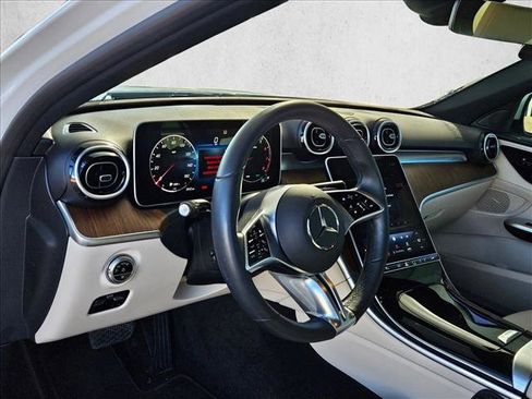Used 2024 Mercedes-Benz C 300 Sedan image 8