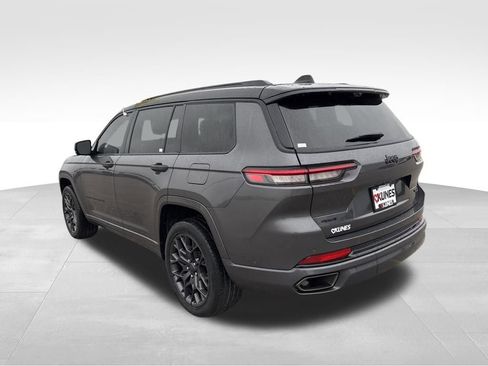 Used 2024 Jeep Grand Cherokee L Summit image 7