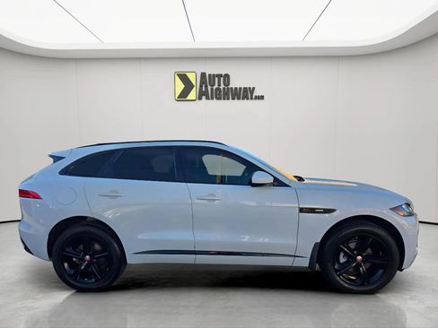 Used 2018 Jaguar F-PACE R-Sport image 2