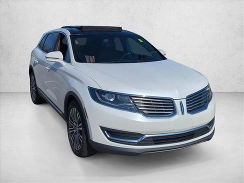 Used 2016 Lincoln MKX Reserve w/ Climate Package image 3