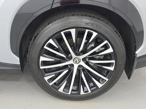 Used 2023 Lexus RZ 450e Premium w/ Technology Package AWD/4WD image 34