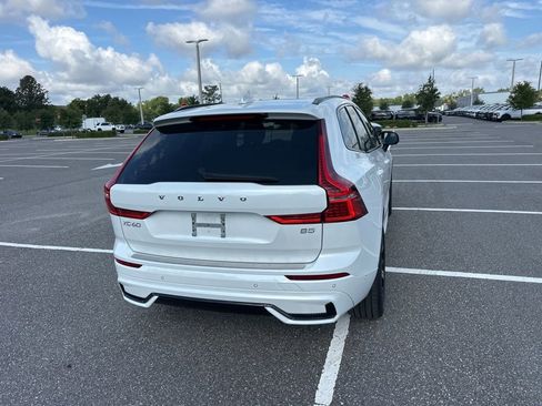Used 2023 Volvo XC60 B5 Ultimate w/ Protection Package Premier FWD image 8