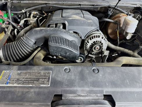 Used 2010 GMC Yukon SLE w/ Convenience Package image 35