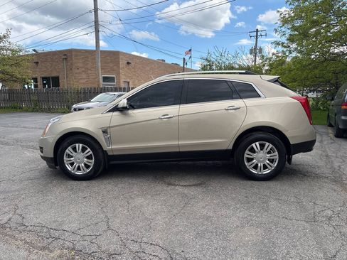 Used 2010 Cadillac SRX Luxury AWD/4WD image 2