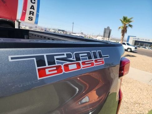New 2026 Chevrolet Silverado 1500 LT Trail Boss w/ Convenience Package II AWD/4WD image 12
