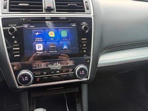 Used 2018 Subaru Legacy 2.5i Premium AWD/4WD image 3