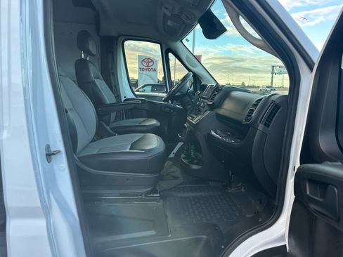 Used 2023 RAM ProMaster 2500 image 9