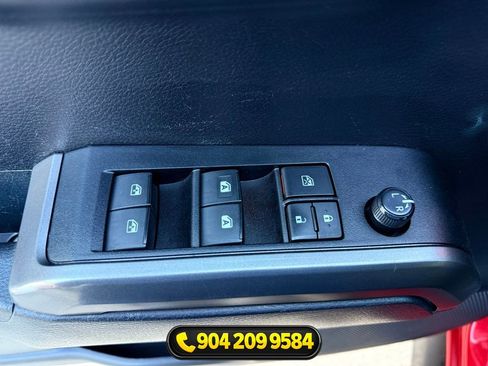 Used 2021 Toyota Tacoma TRD Off-Road w/ Technology Package AWD/4WD image 16