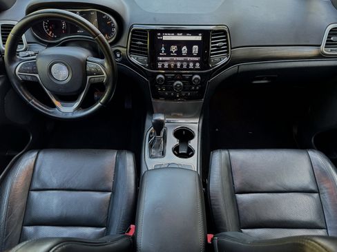 Certified 2021 Jeep Grand Cherokee Limited w/ Luxury Group II image 13