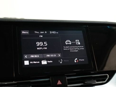 Used 2022 Kia Niro LX image 25