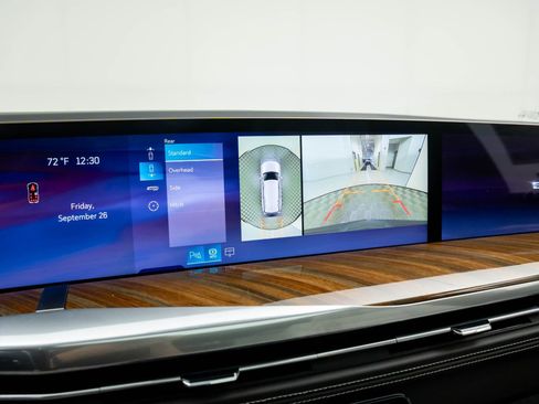 New 2026 Cadillac Escalade Platinum Sport w/ LPO, ONYX Package image 23