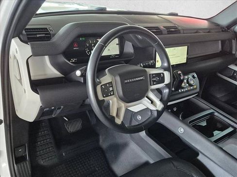 Used 2023 Land Rover Defender 90 S AWD/4WD image 10