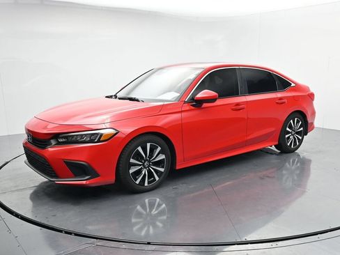 Used 2022 Honda Civic EX image 4